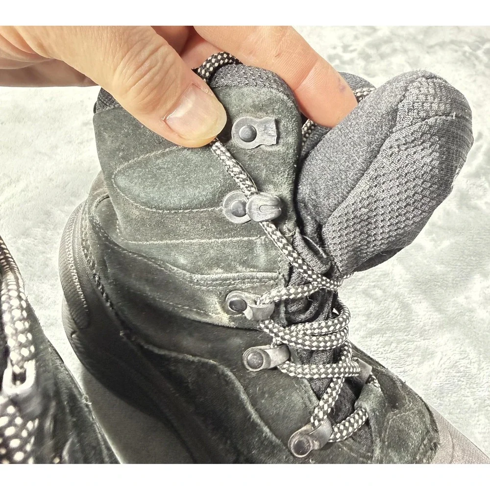 Columbia Boots Mens Size 7 Black Gray‎ Winter Snow Insulated 200g YM404-010